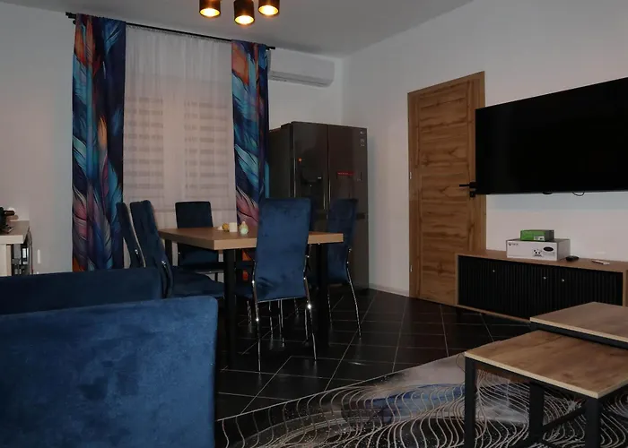 Villa W Sercu Natury Jarocin (Nisko)