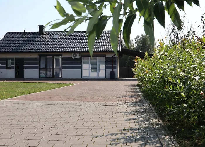 Villa W Sercu Natury Jarocin (Nisko)